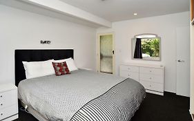 Leinster Villa - Christchurch Holiday Homes